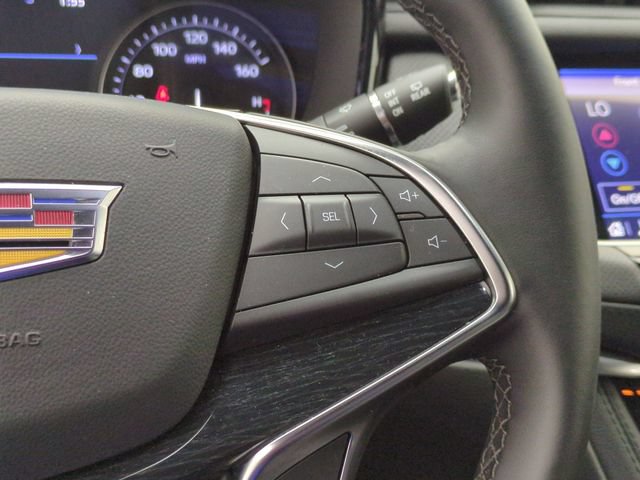 Used 2026 Cadillac XT5 Premium Luxury w/ Driver Assist Package AWD/4WD image 12