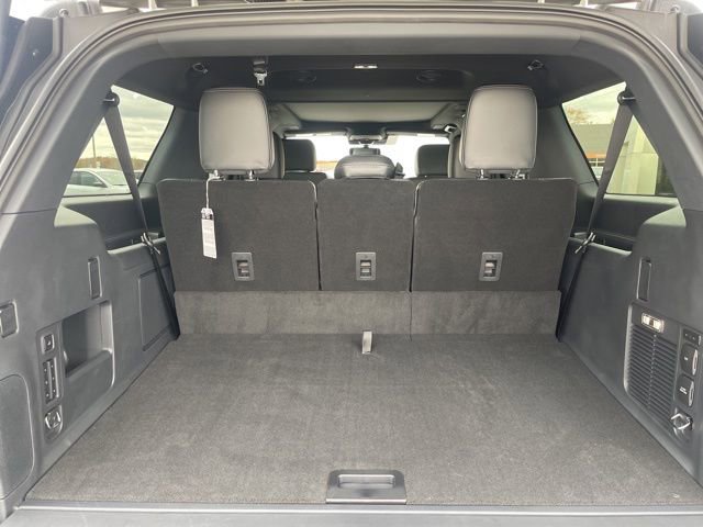 New 2025 Ford Expedition Max Platinum w/ Stealth Performance Package image 25