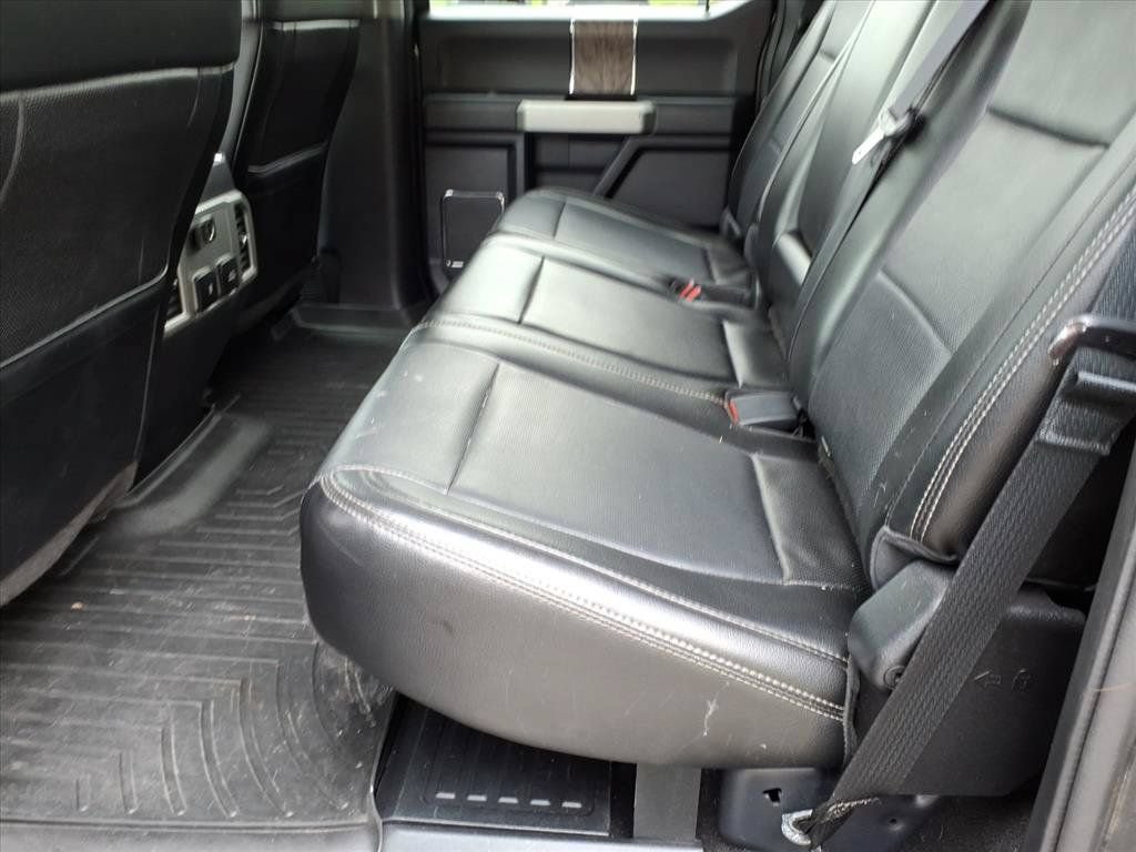 Used 2018 Ford F250 Lariat w/ Lariat Ultimate Package AWD/4WD image 13