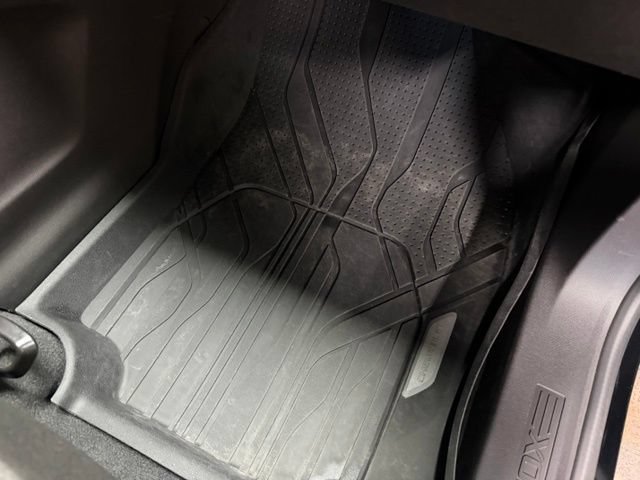 Used 2024 Chevrolet Equinox LT w/ LPO, Floor Liner Package FWD image 30