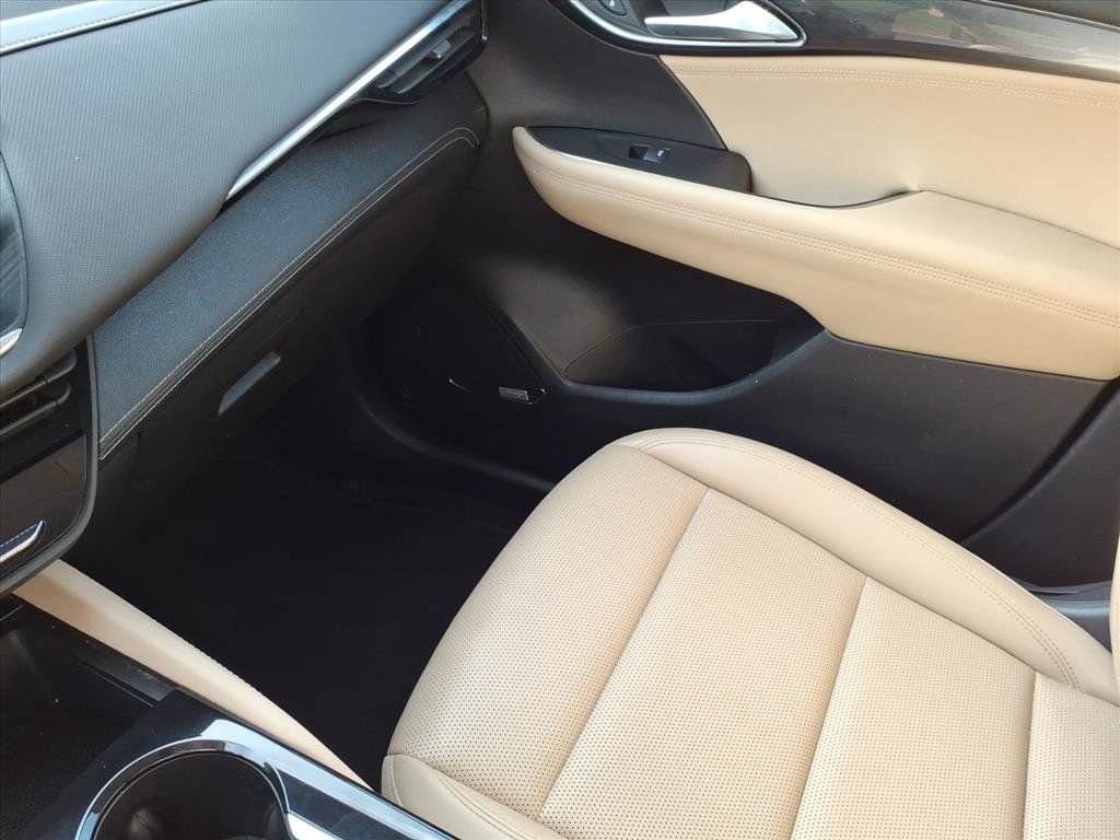 Used 2024 Buick Envision Preferred AWD/4WD image 33