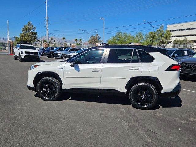Used 2019 Toyota RAV4 XSE w/ XSE Weather Package image 9