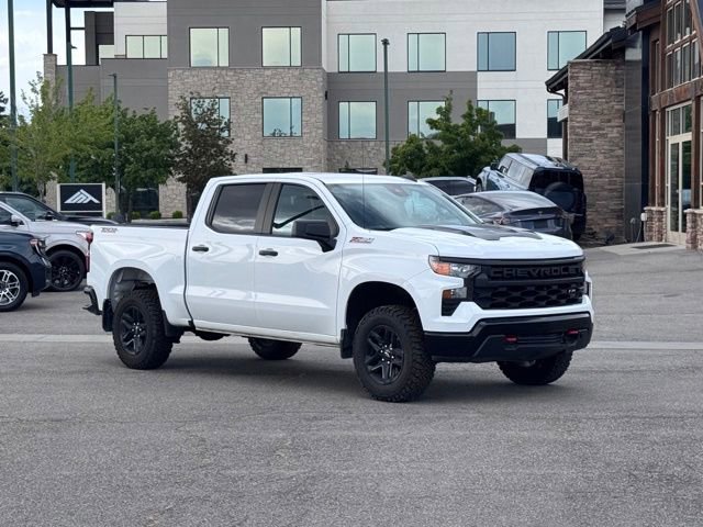 Used 2023 Chevrolet Silverado 1500 Custom Trail Boss AWD/4WD image 1