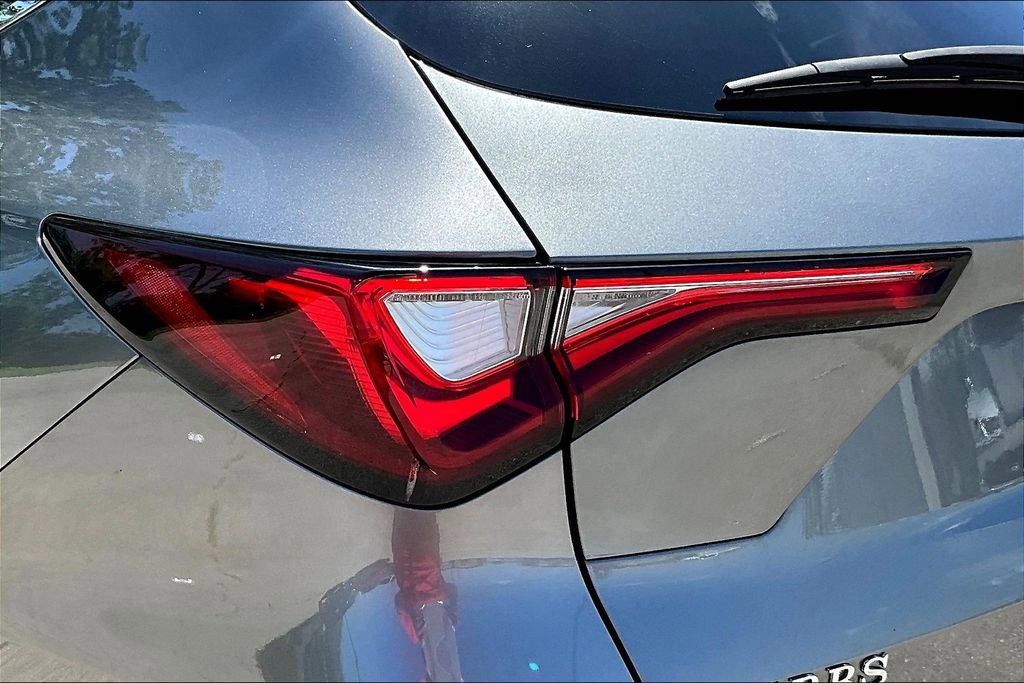 Used 2023 Acura MDX SH-AWD image 43