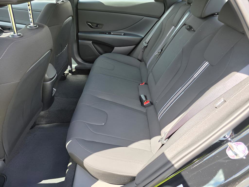 New 2026 Hyundai Elantra SEL Sport image 11