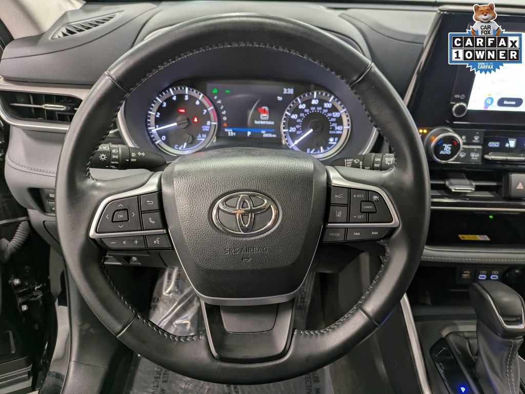 Used 2023 Toyota Highlander XLE w/ Protection Package #3 (TMS) image 19