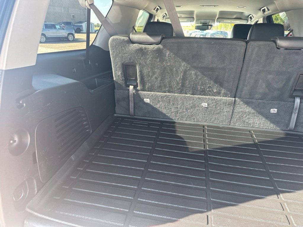 Used 2019 Chevrolet Suburban LT AWD/4WD image 26
