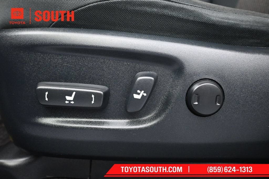 Used 2023 Toyota 4Runner TRD Off-Road AWD/4WD image 22