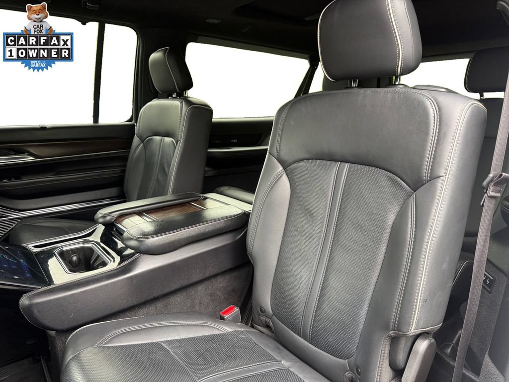 Used 2023 Jeep Grand Wagoneer L Series II AWD/4WD image 14