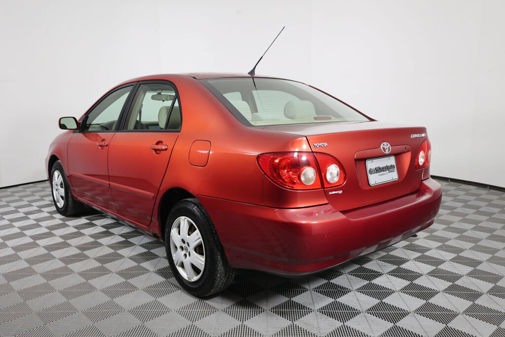 Used 2007 Toyota Corolla LE FWD image 4