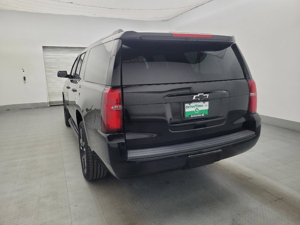 Used 2018 Chevrolet Suburban LT image 6