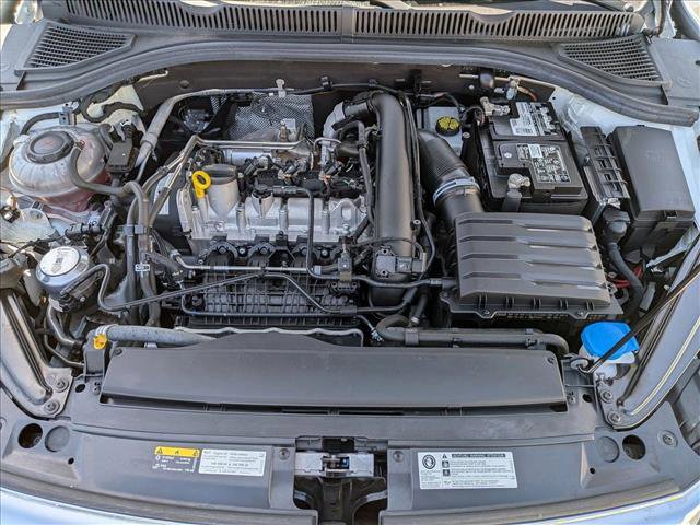 Used 2019 Volkswagen Jetta SEL w/ Cold Weather Package FWD image 22