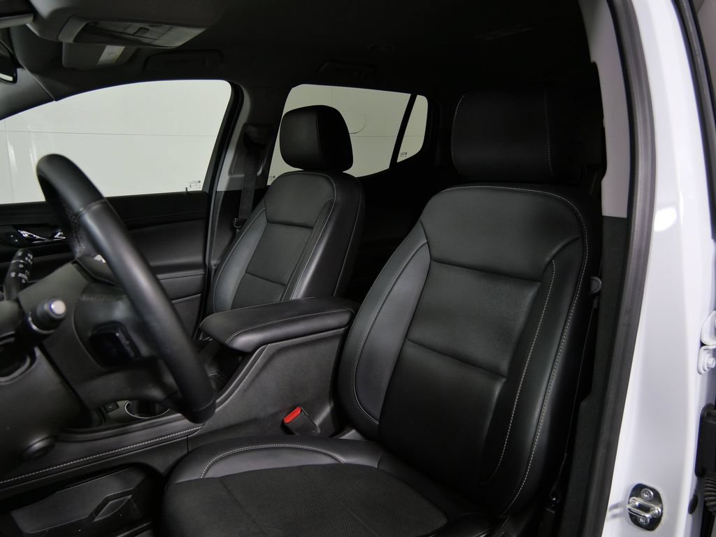 Used 2023 GMC Acadia SLT w/ Technology Package AWD/4WD image 11