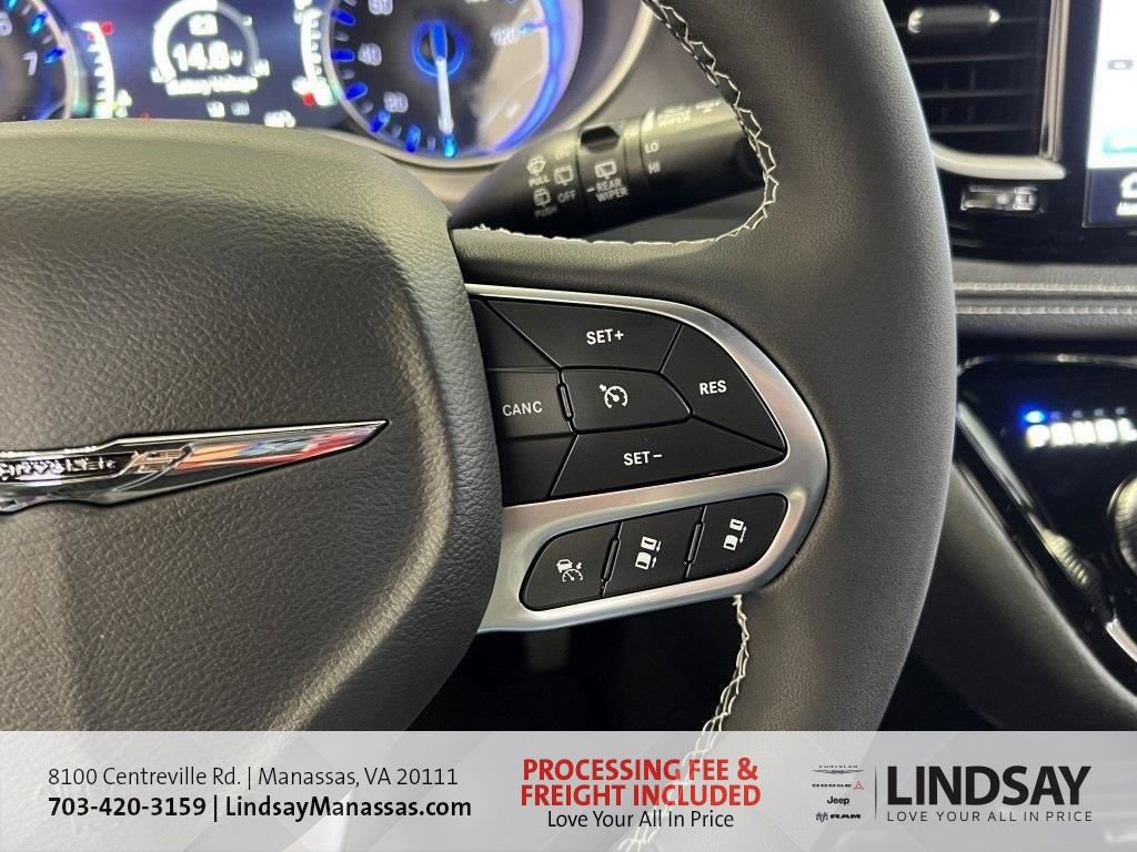 New 2026 Chrysler Pacifica Select image 35