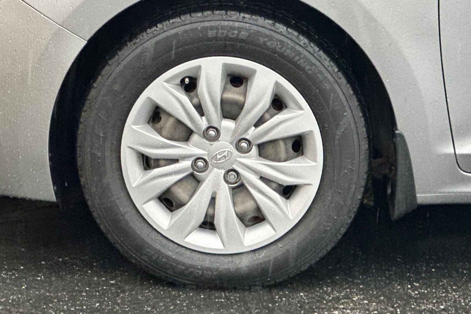 Used 2022 Hyundai Accent SE image 24