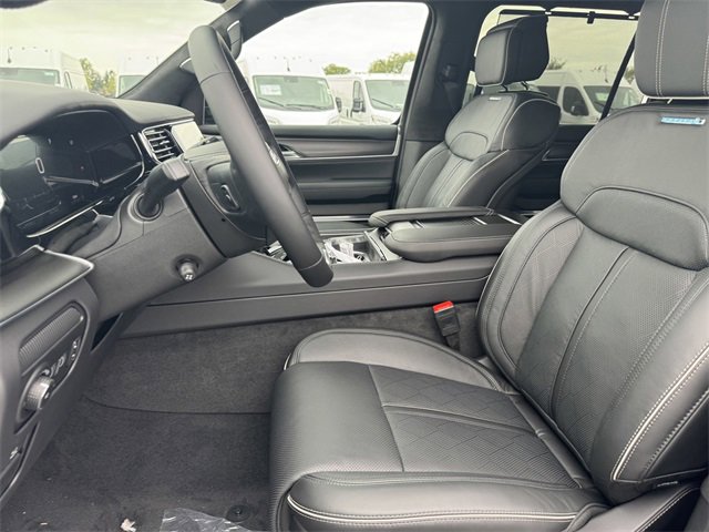 New 2024 Jeep Grand Wagoneer L Series II w/ Quick Order Packagew 28T image 26