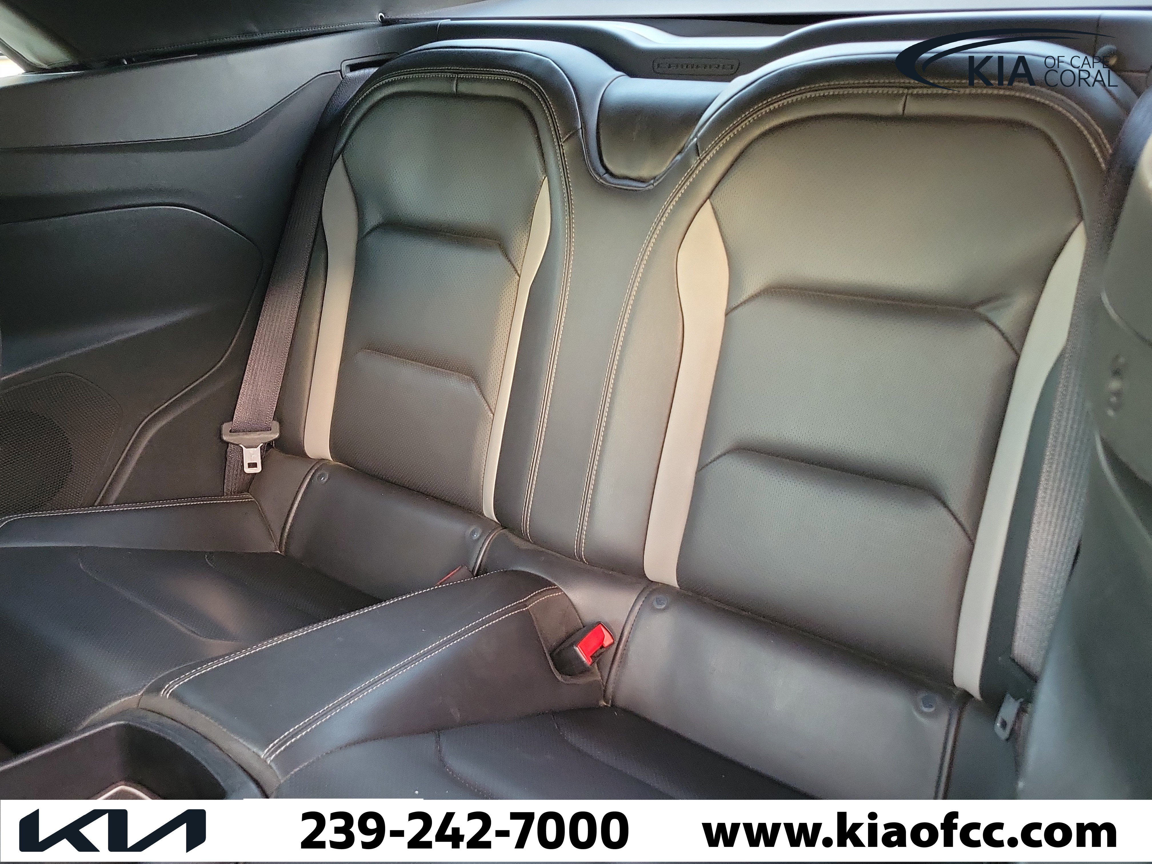 Used 2019 Chevrolet Camaro SS image 12