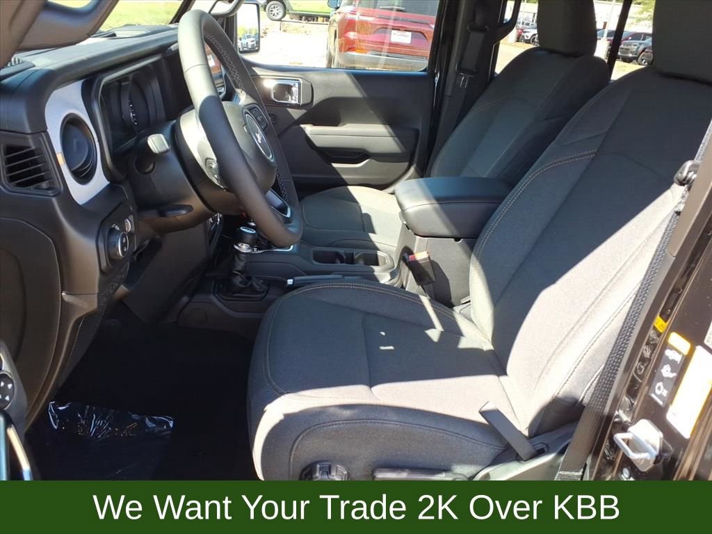 New 2025 Jeep Gladiator Sport image 8