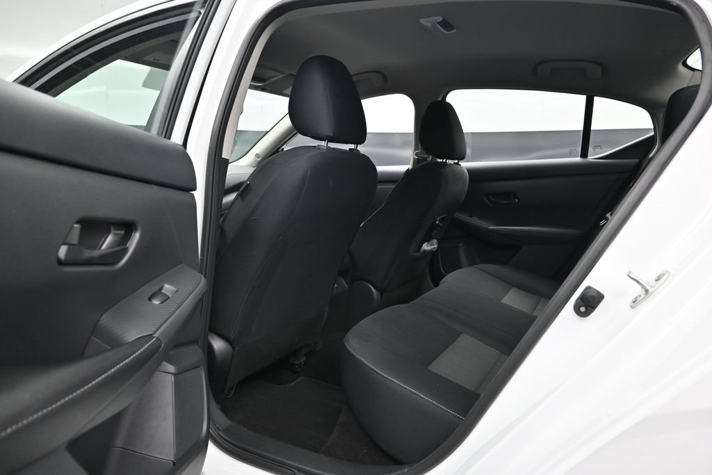 Used 2024 Nissan Sentra SV FWD image 19