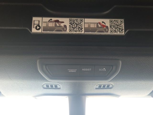 Used 2021 Jeep Wrangler Unlimited Sahara w/ Cold Weather Group image 25