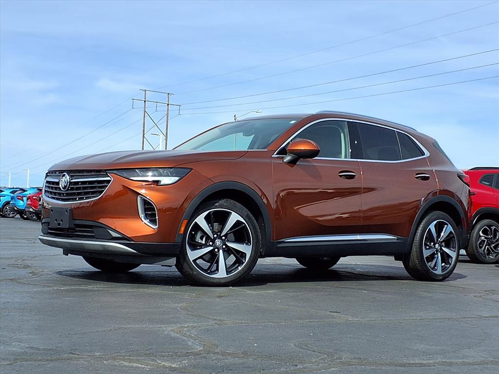 Used 2022 Buick Envision Essence w/ Technology Package I image 2