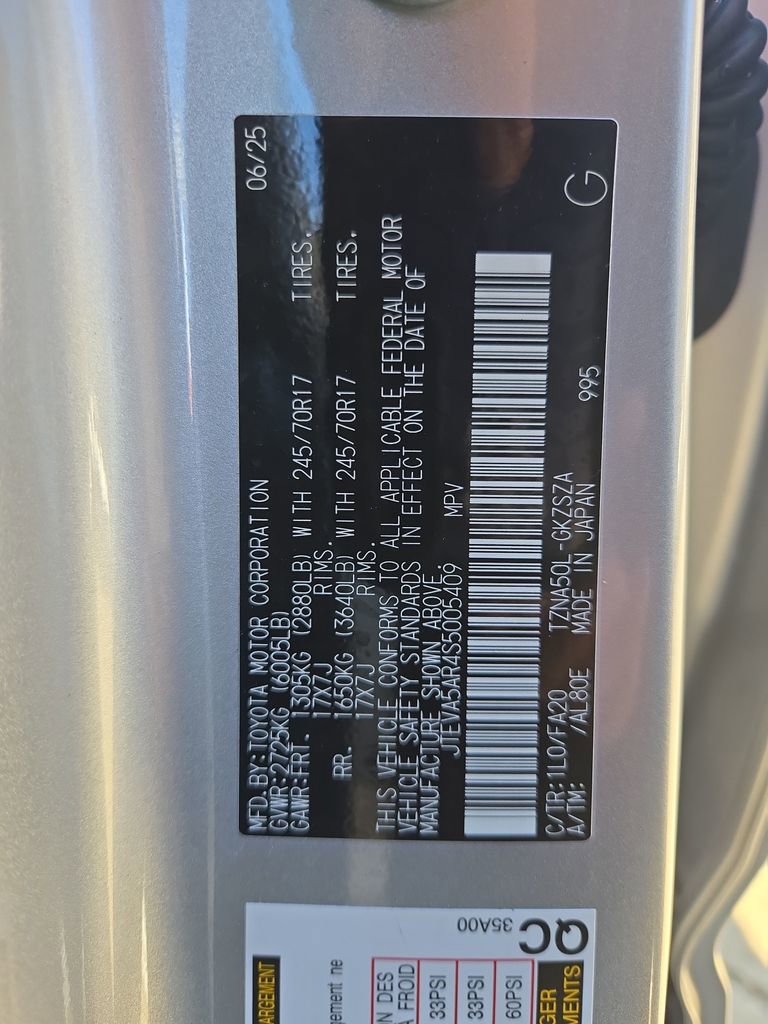 Certified 2025 Toyota 4Runner SR5 image 38
