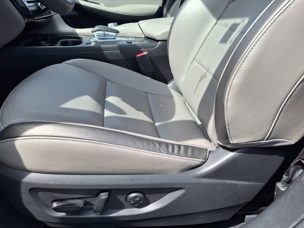 Used 2025 INFINITI QX50 Luxe AWD/4WD image 10