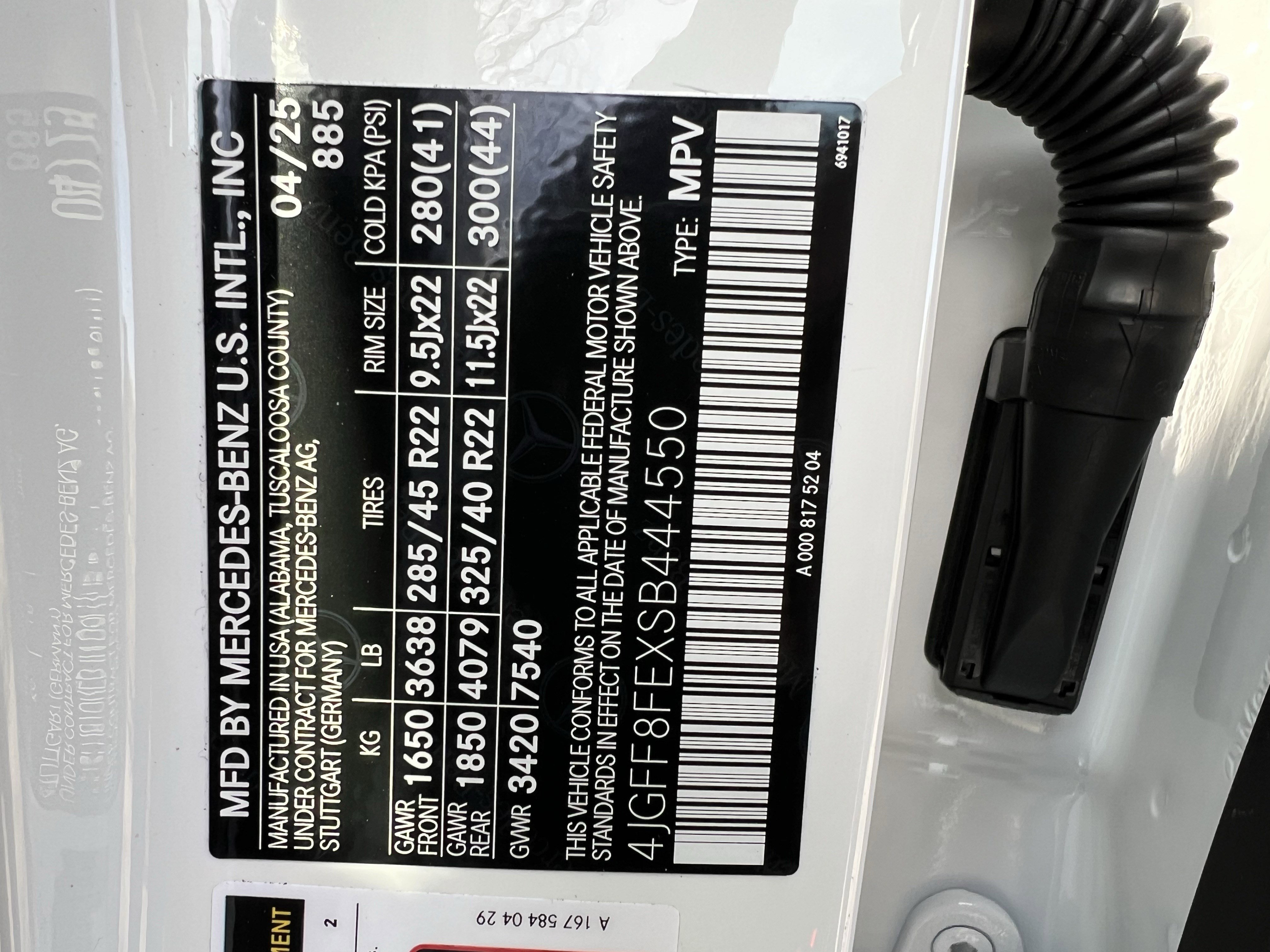 Certified 2025 Mercedes-Benz GLS 580 4MATIC image 37