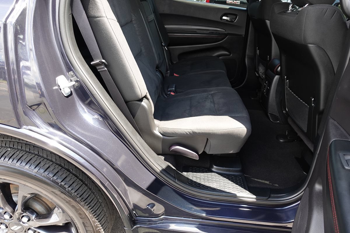 Used 2025 Dodge Durango GT w/ Blacktop Package AWD/4WD image 31