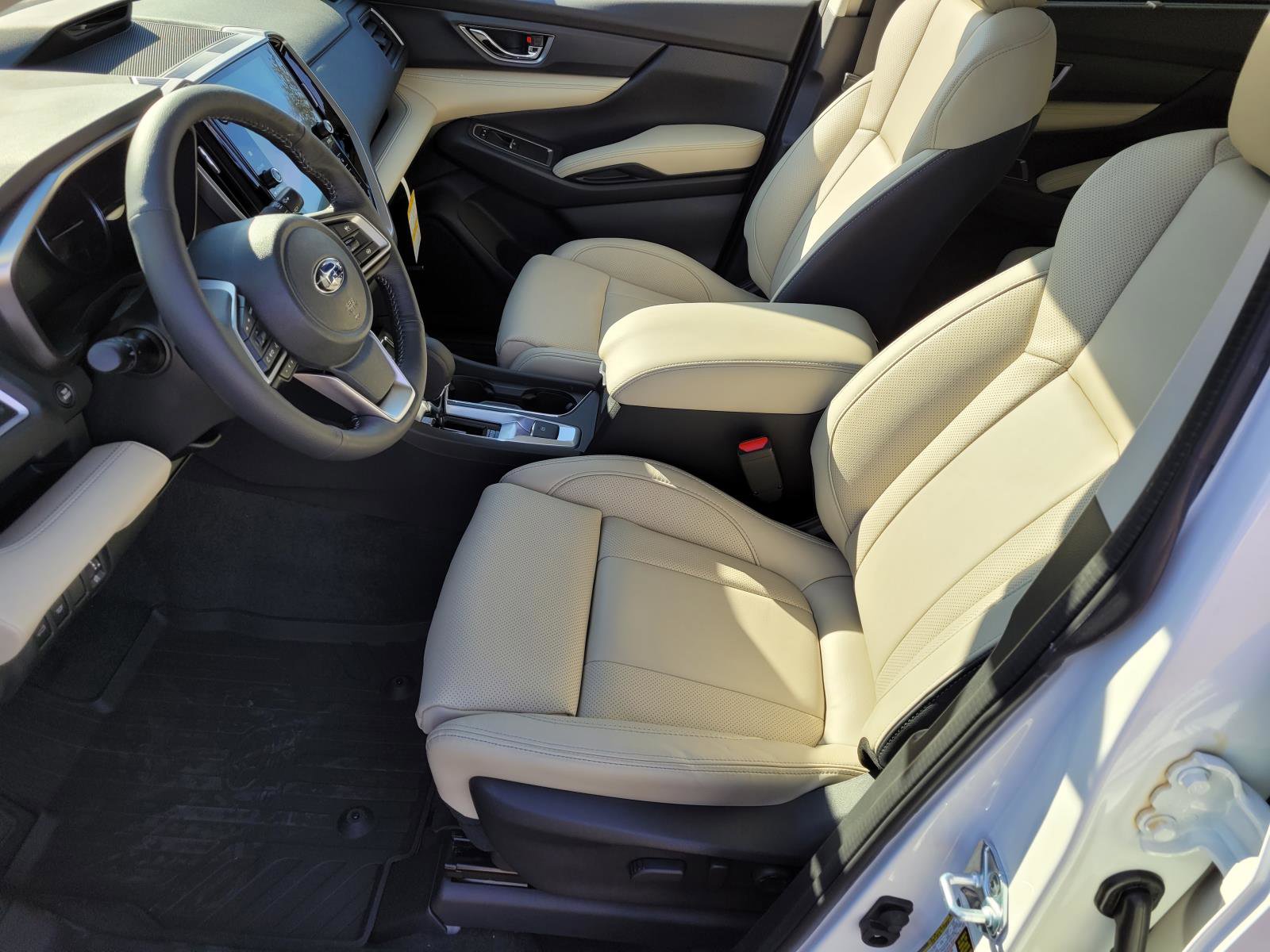 New 2026 Subaru Ascent Limited image 3