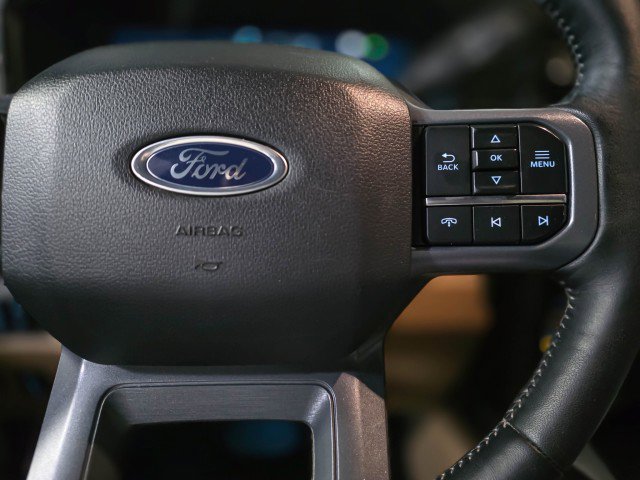 Used 2024 Ford F350 Lariat w/ Chrome Package image 21