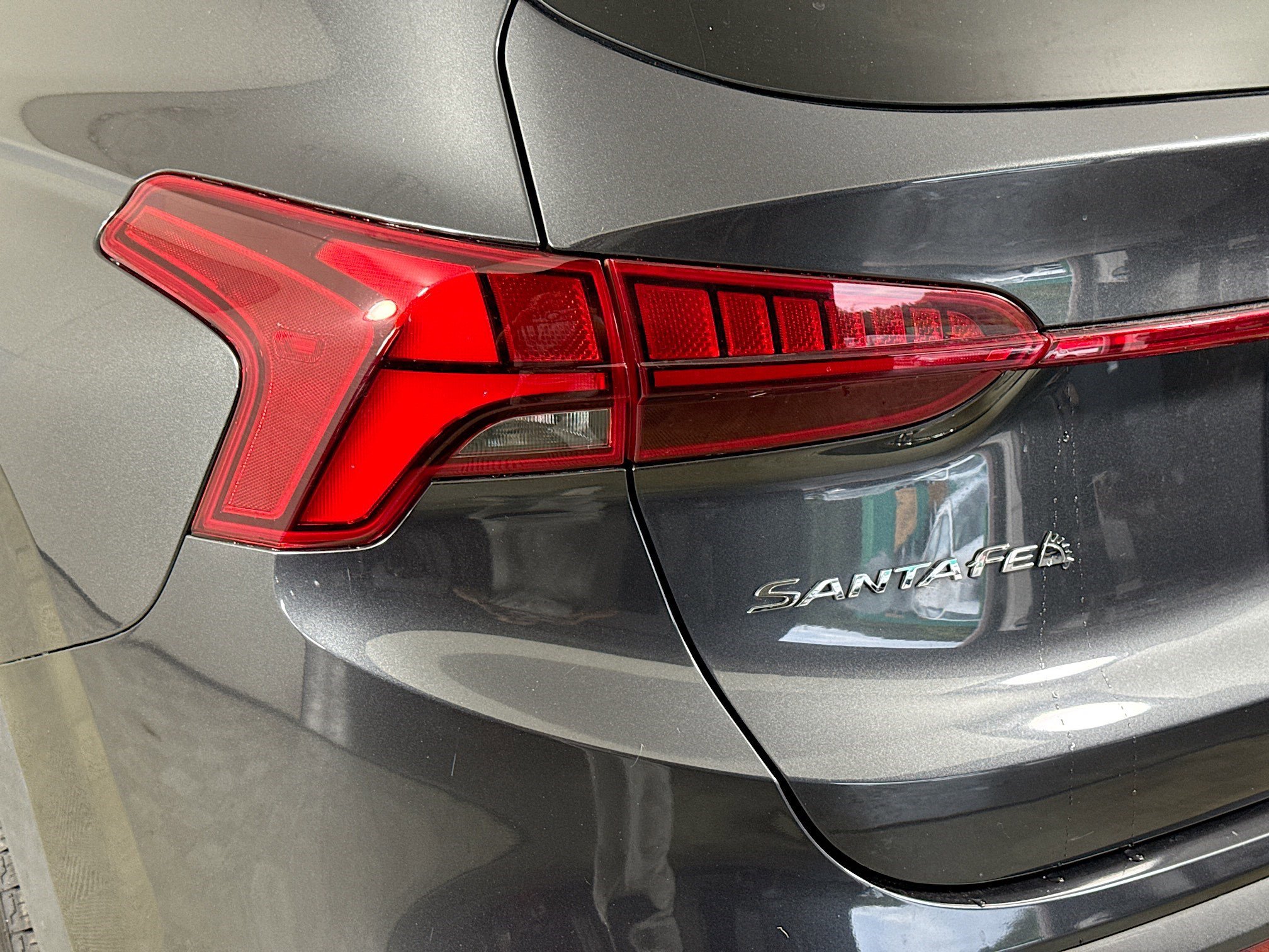 Used 2021 Hyundai Santa Fe SEL w/ Convenience Package image 36