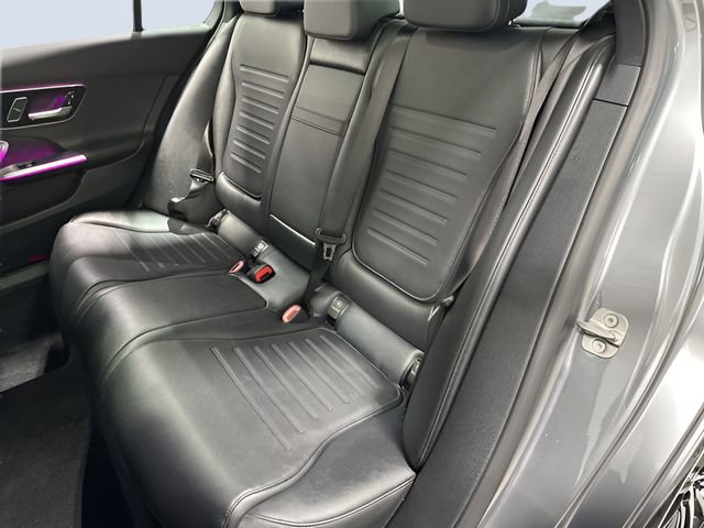 Used 2025 Mercedes-Benz C 300 4MATIC Sedan image 31