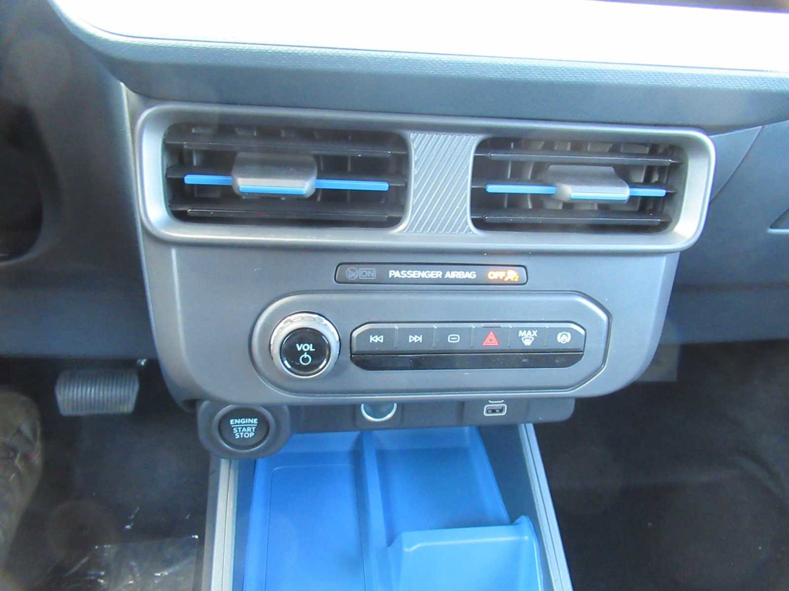 New 2025 Ford Maverick XLT w/ Equipment Group 301A image 19