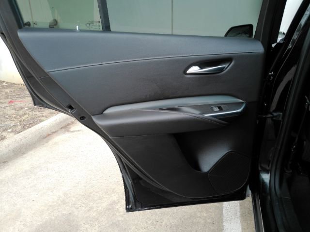 Used 2019 Cadillac XT4 Premium Luxury image 17