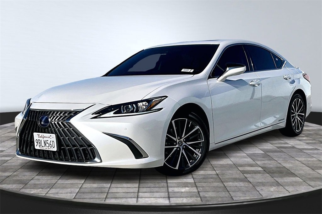 Used 2022 Lexus ES 300h w/ Premium Package image 13