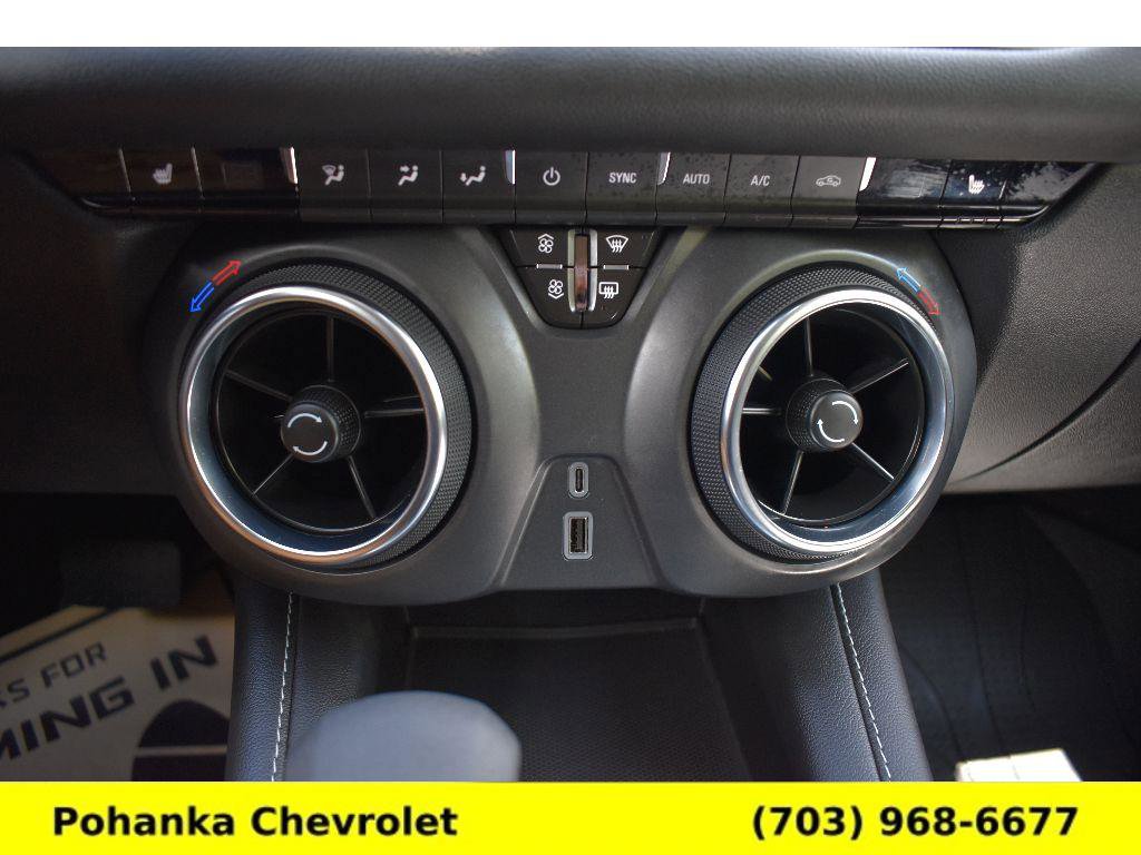 Certified 2025 Chevrolet Blazer LT w/ LPO, Floor Liner Package AWD/4WD image 16