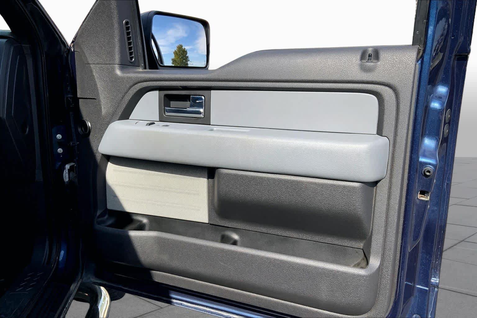 Used 2013 Ford F150 XLT AWD/4WD image 22