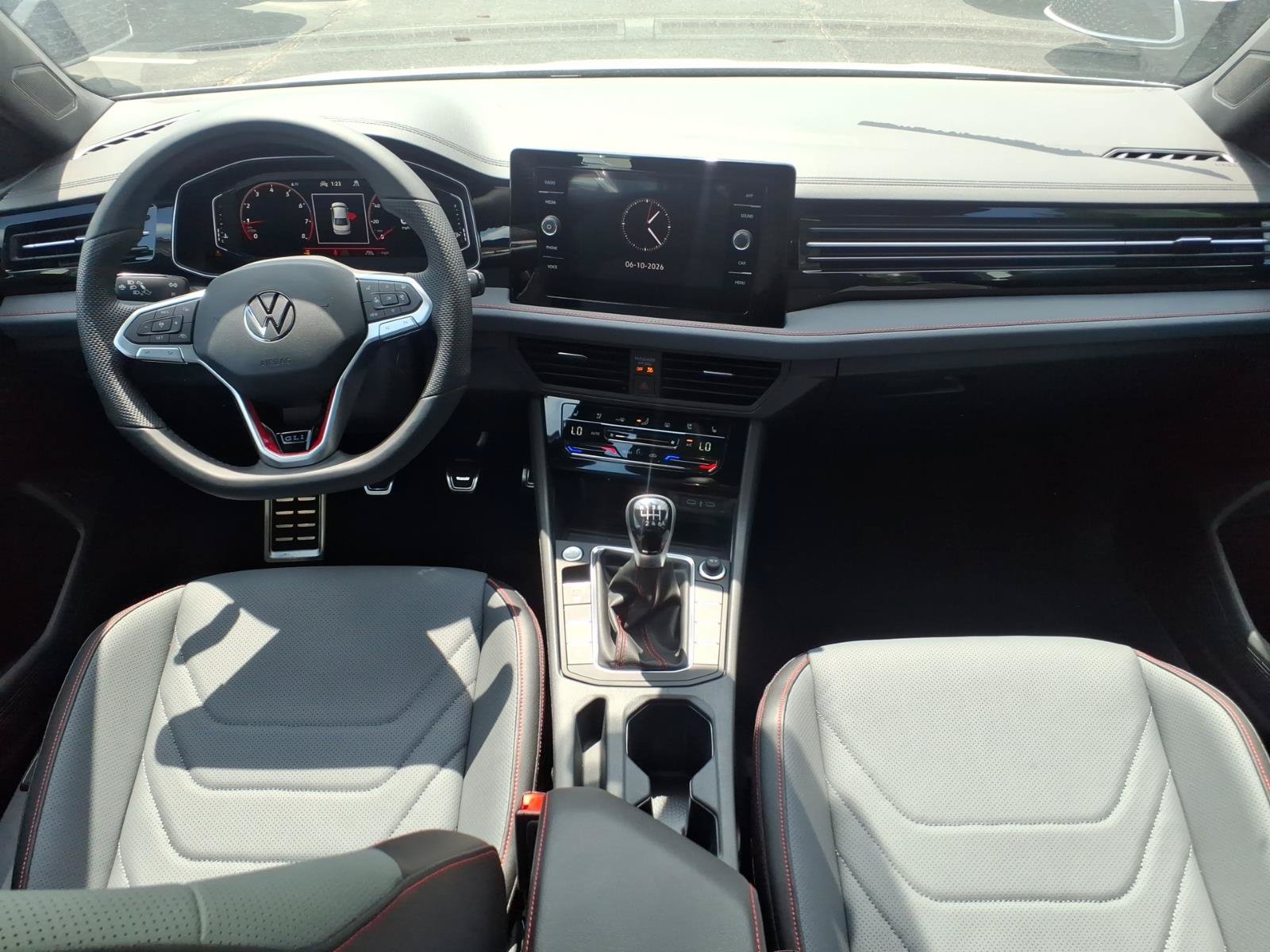 New 2026 Volkswagen Jetta GLI Autobahn FWD image 9