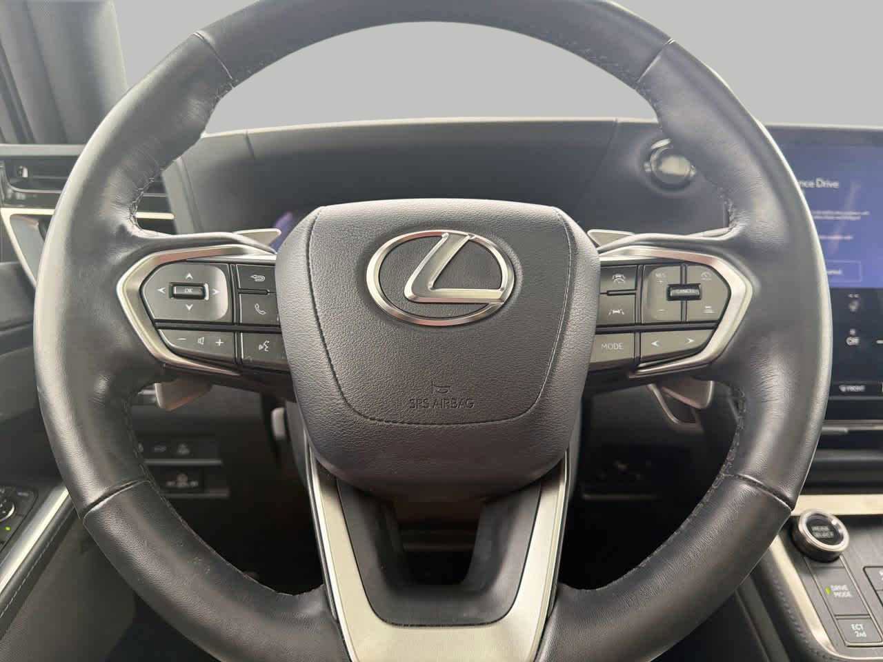Used 2024 Lexus GX 550 w/ Cold Area Package image 32