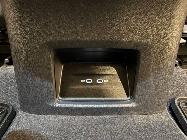 Used 2025 Volkswagen Atlas SE image 20