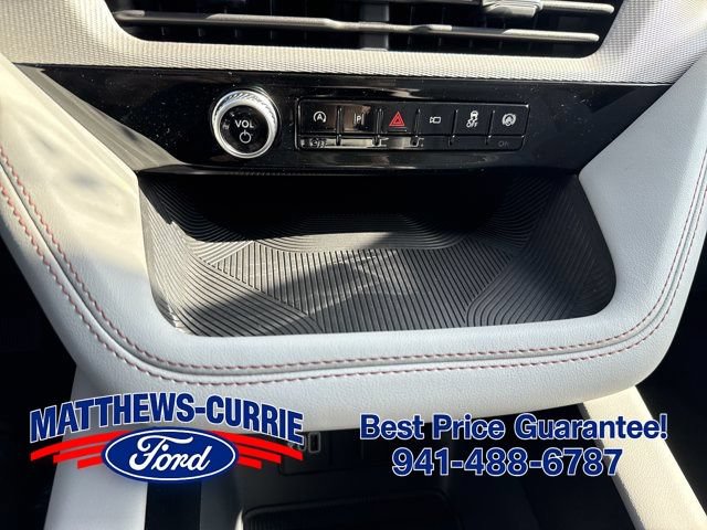 New 2026 Ford Explorer Active w/ Active Comfort Package RWD image 21