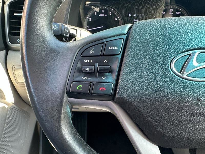 Used 2018 Hyundai Tucson Value AWD/4WD image 17