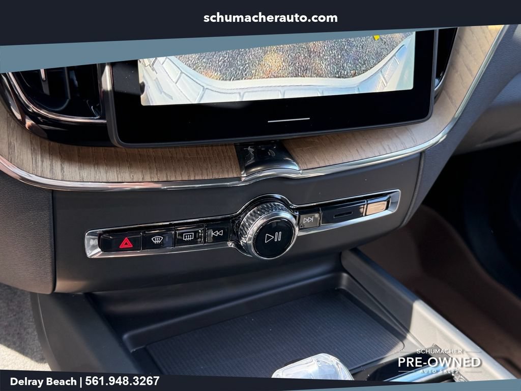 Used 2026 Volvo XC60 B5 Plus w/ Protection Package Premier AWD/4WD image 21