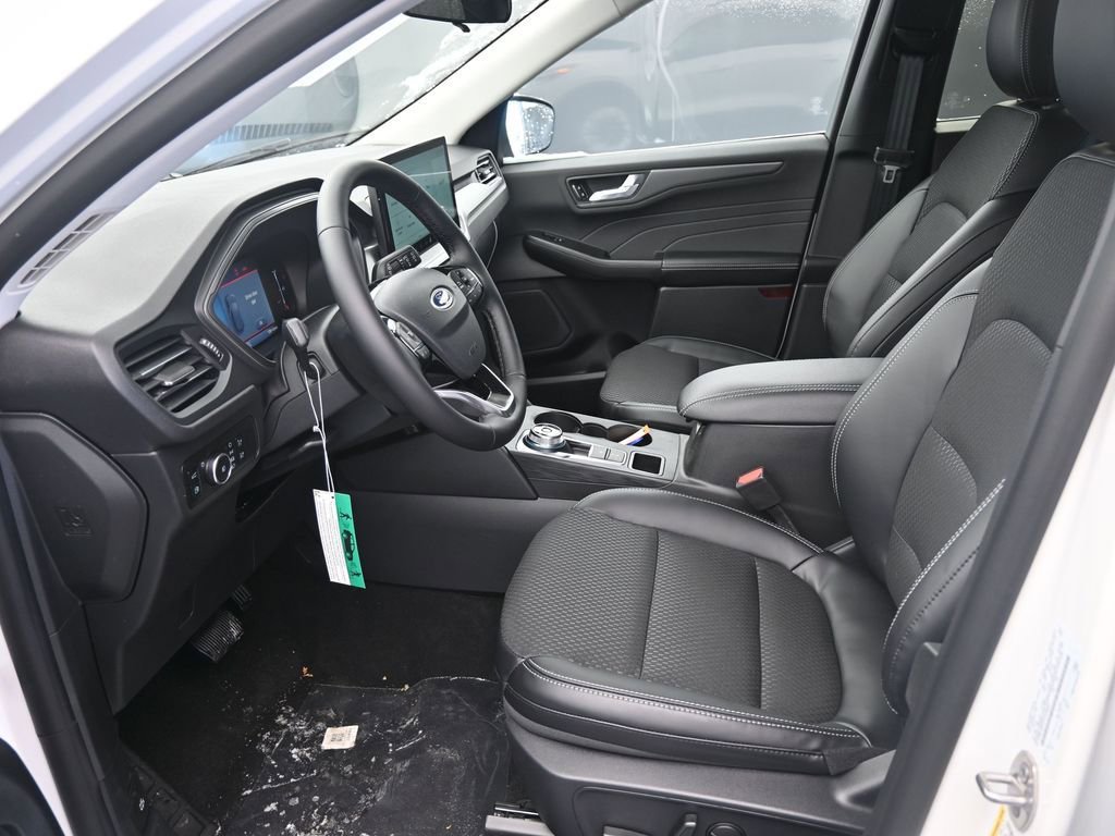 New 2026 Ford Escape Base w/ Class II Trailer Tow Package image 15