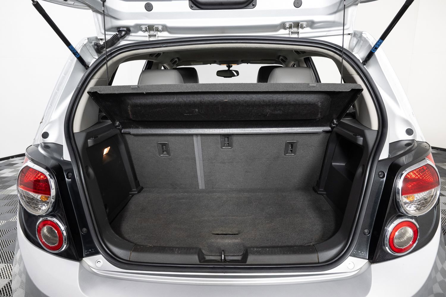 Used 2015 Chevrolet Sonic LTZ image 20