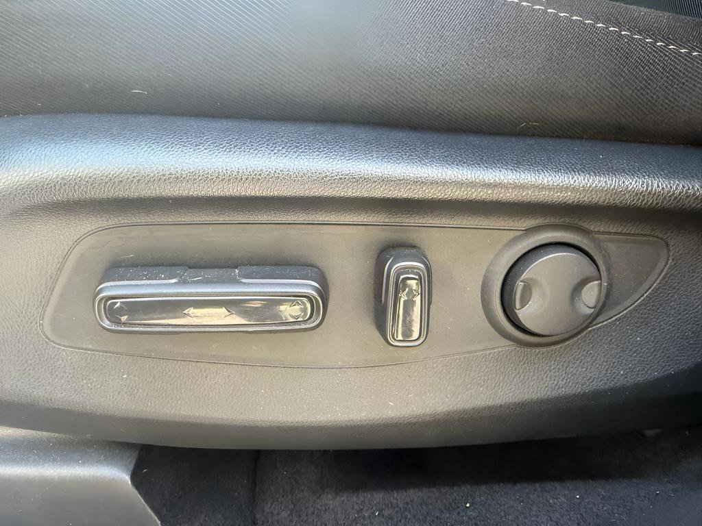 Used 2024 Honda CR-V EX image 10