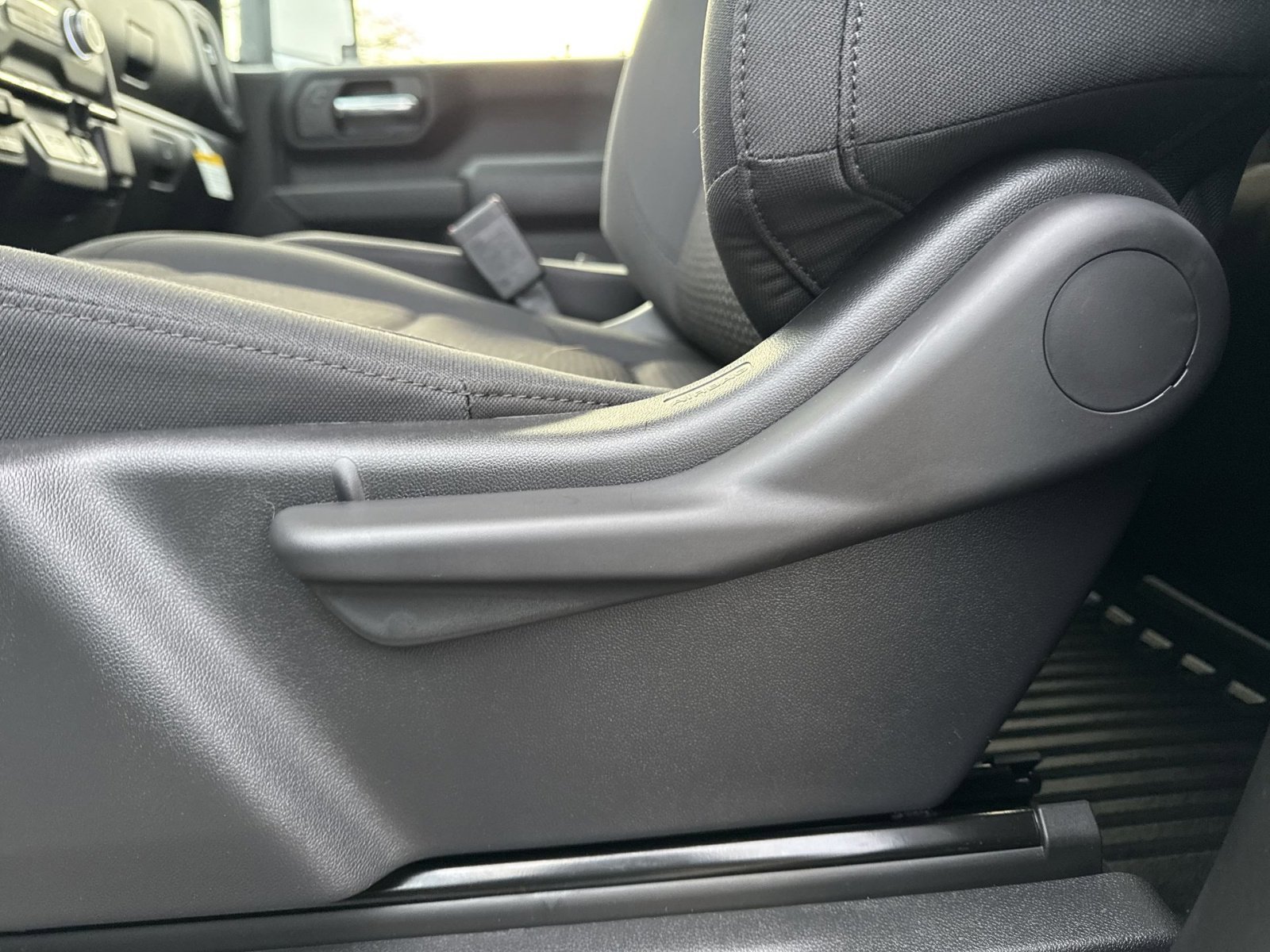 New 2026 GMC Sierra 2500 Pro w/ Convenience Package image 14