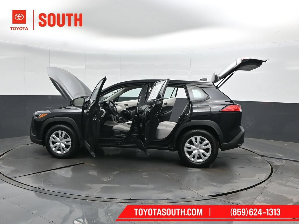 Used 2024 Toyota Corolla Cross L AWD/4WD image 52