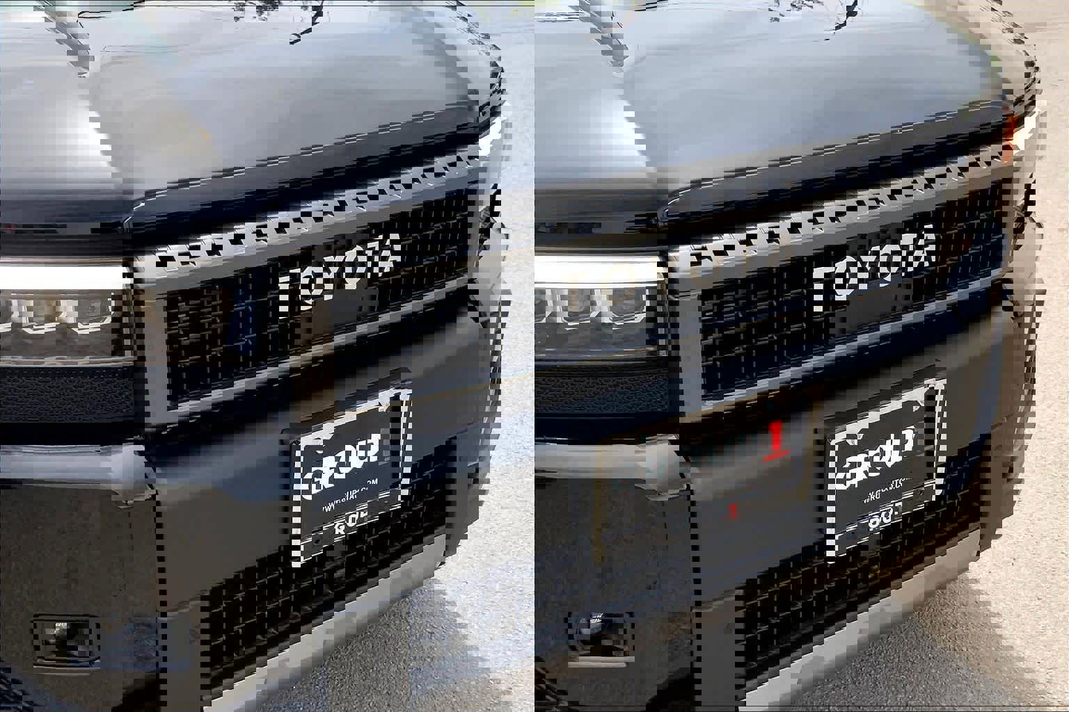 Used 2025 Toyota Land Cruiser w/ Premium Package image 30